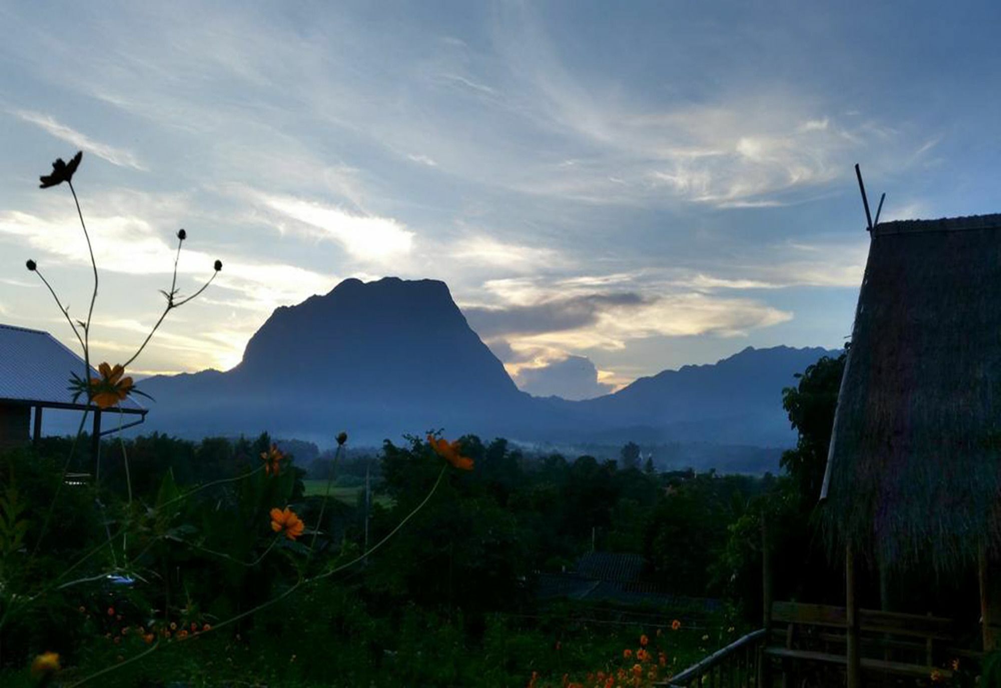 Baan Aingdoi Homestay, Chiang Dao Exterior foto