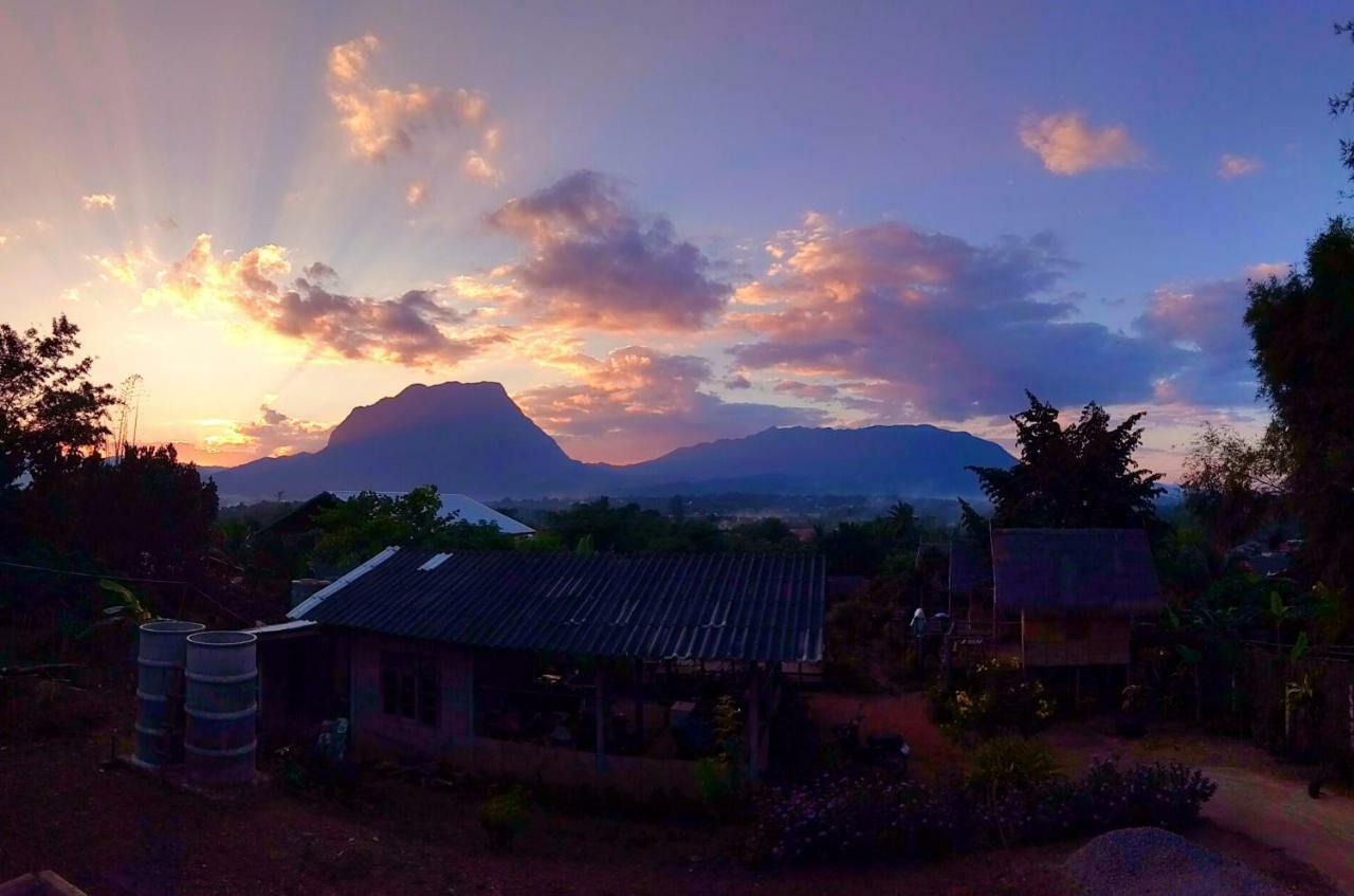 Baan Aingdoi Homestay, Chiang Dao Habitación foto